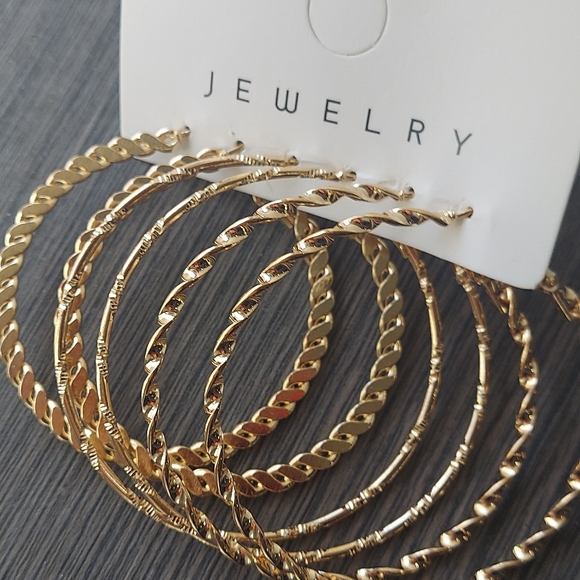 Earring Bundle - Picture 2 of 7